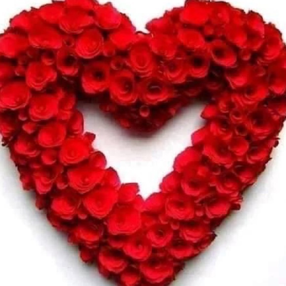 Meet your Posher, Dee - Picture 5 of 7